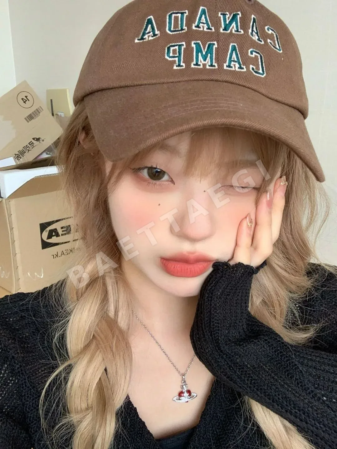 비비안웨스트우드 토성 모양 하트 큐빅 목걸이 상세 이미지 3