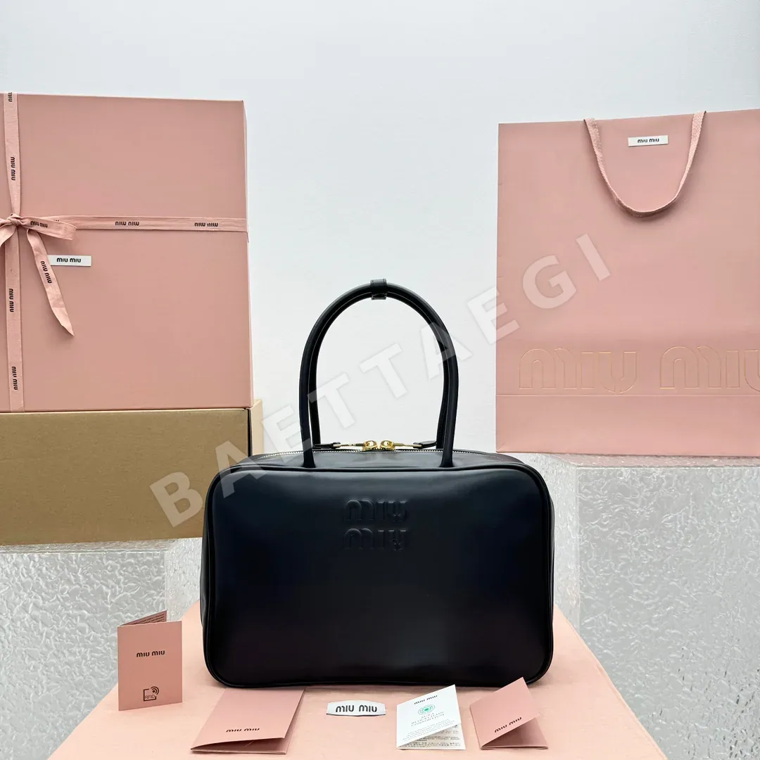 미우미우 롱 핸들 브리프케이스 가방 141671