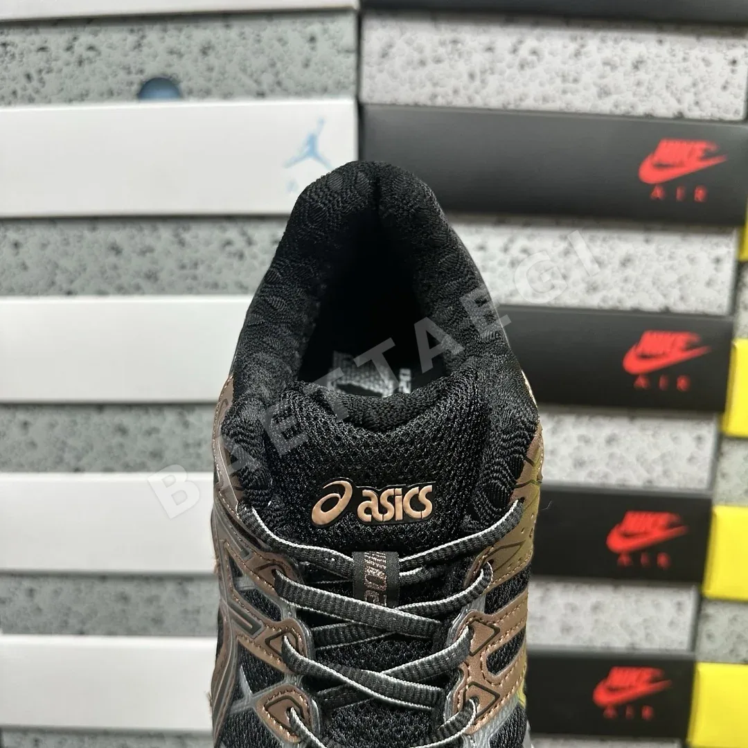 아식스 [KO] 젤 카야노 20 1203A388-002 200447 Asics Gel-Kayano 20 Black Reddish Brown 상세 이미지 4