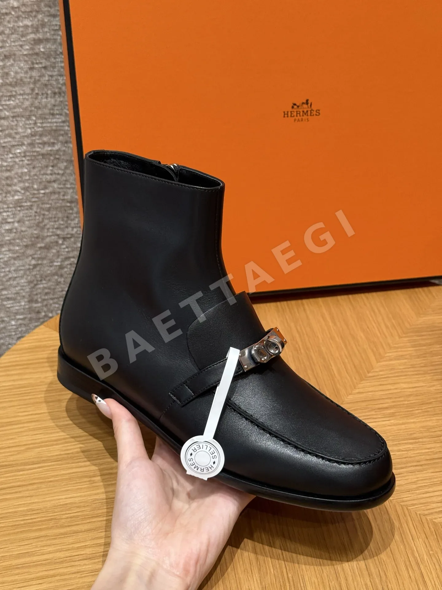 에르메스 켈시 앵클 부츠 블랙 카프스킨 실버 버클 상세 이미지 3