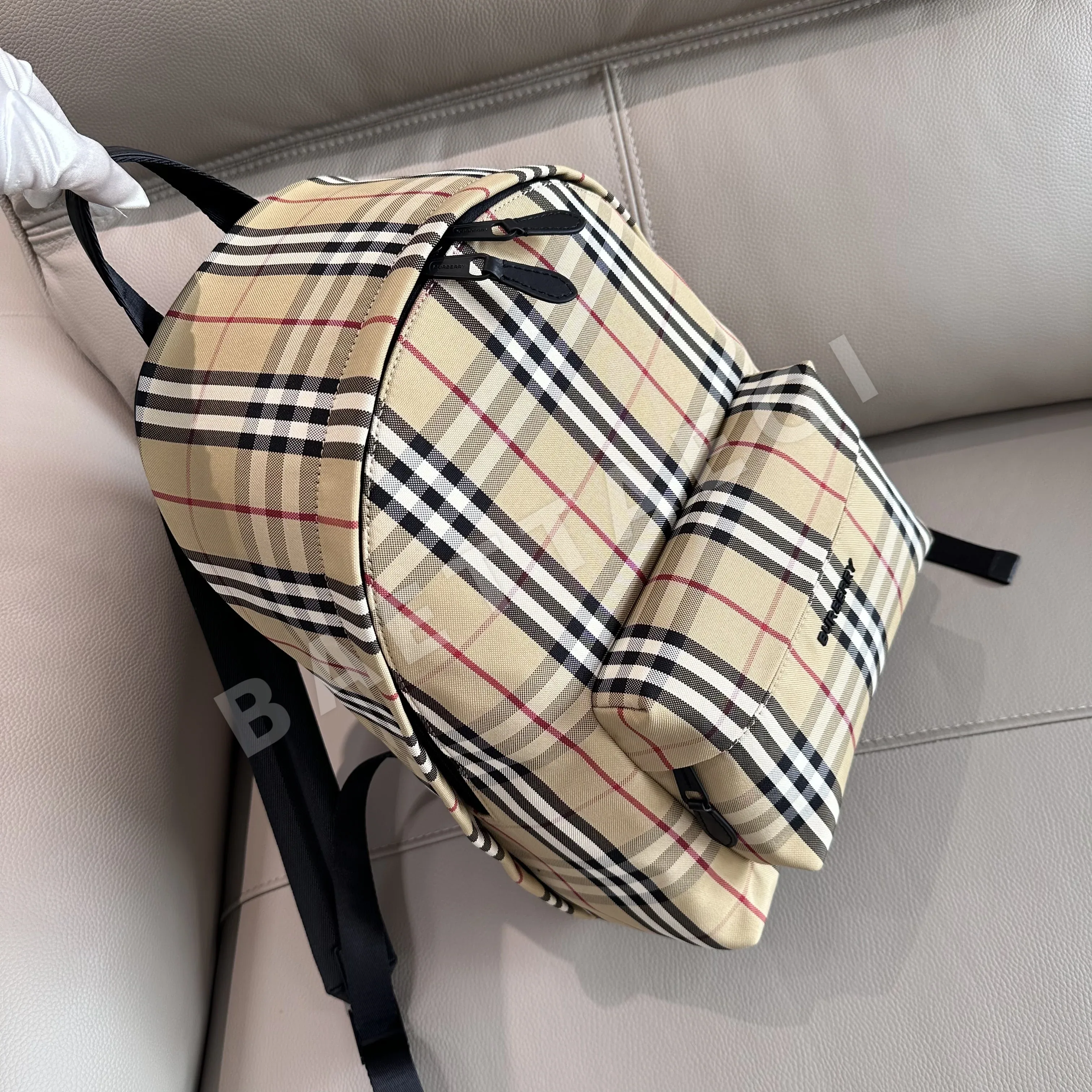 버버리 가방 상세 이미지 14