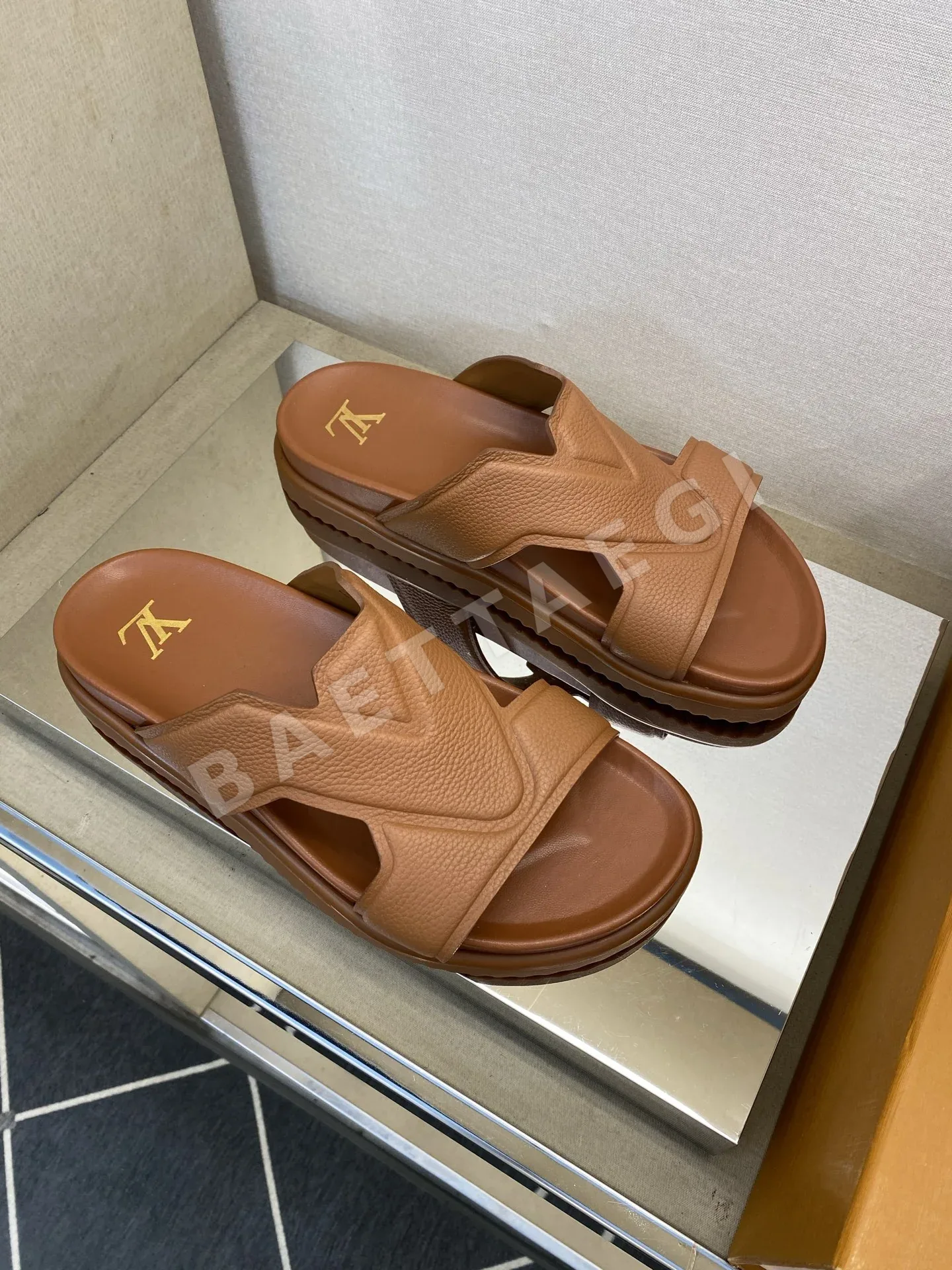 루이비통 오아시스 뮬 상세 이미지 3