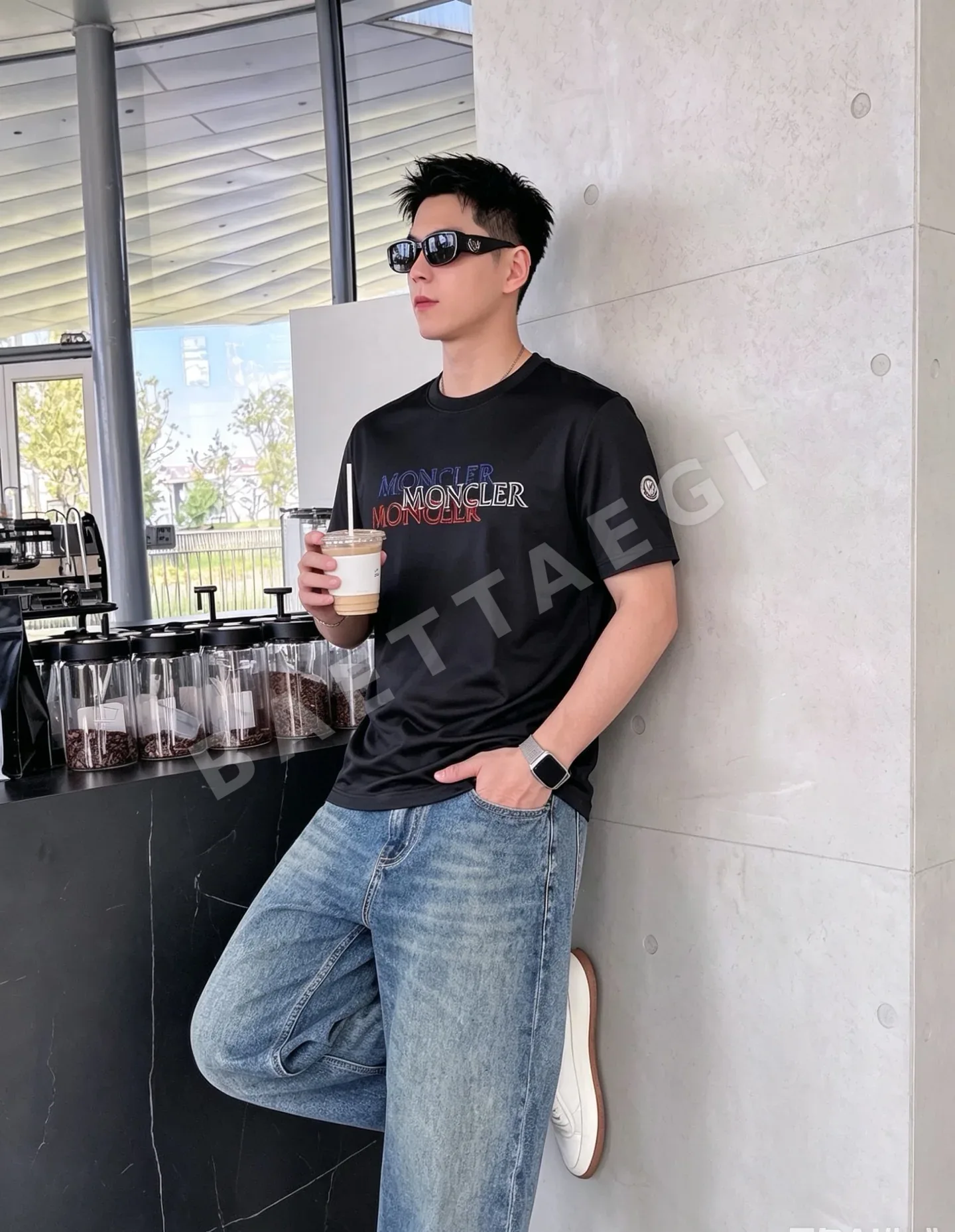 몽클레르 크루넥 반팔 티셔츠 상세 이미지 5