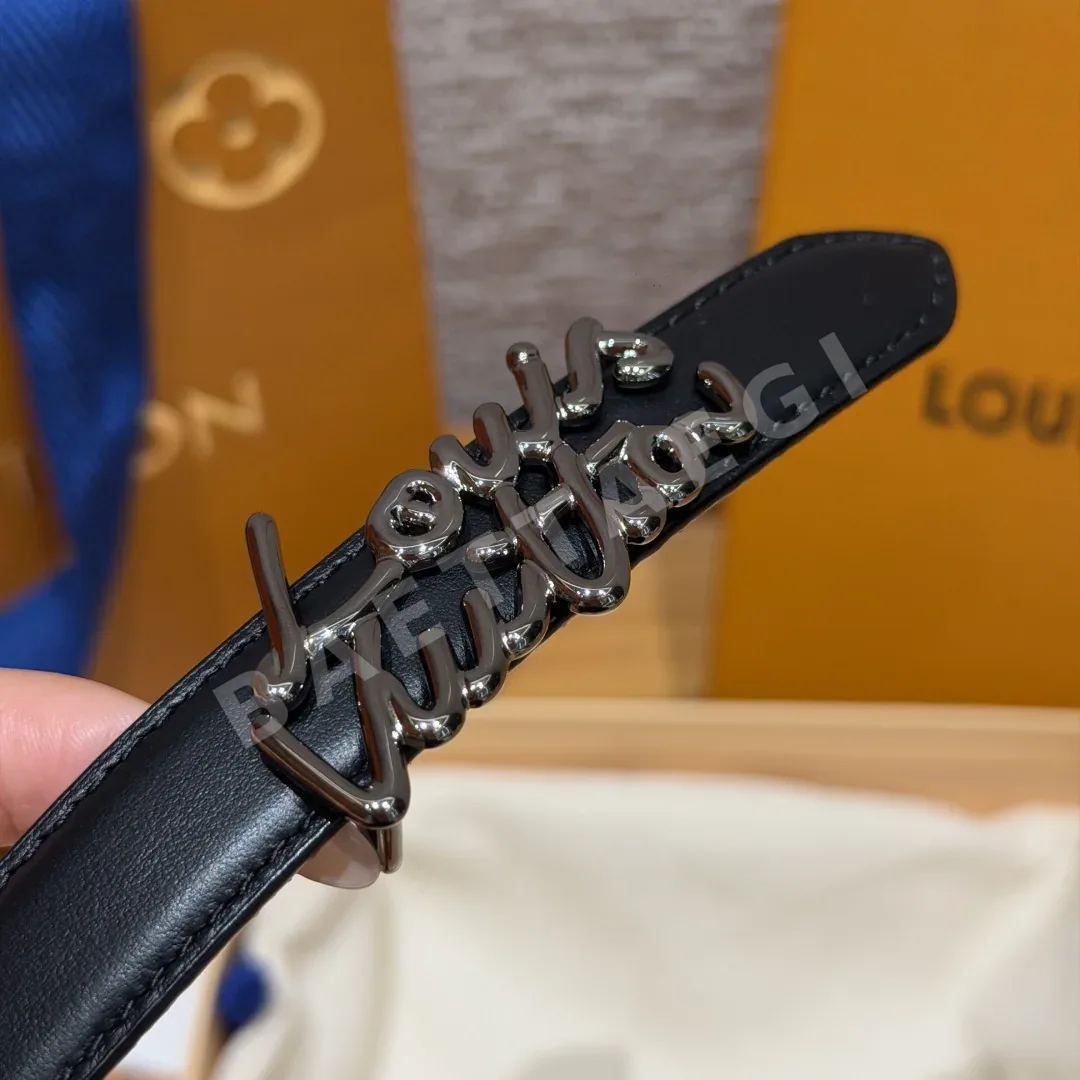 루이비통 스크립트 20mm 리버시블 벨트 상세 이미지 7