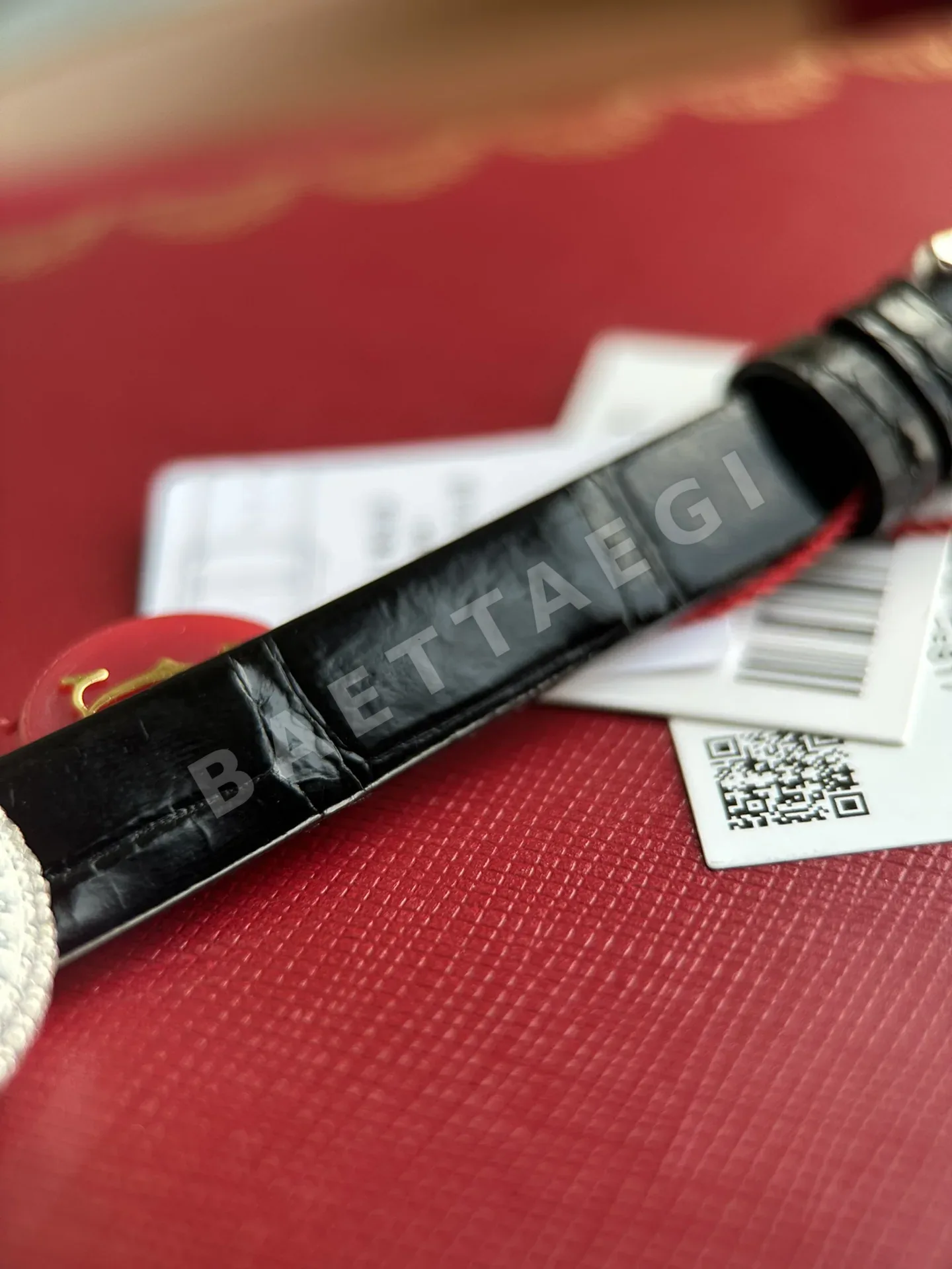 까르띠에 베누아 DR공장 쿼츠 무브먼트 다이아 악어가죽 블루 블랙 화이트 레플리카 42643 Cartier 상세 이미지 6