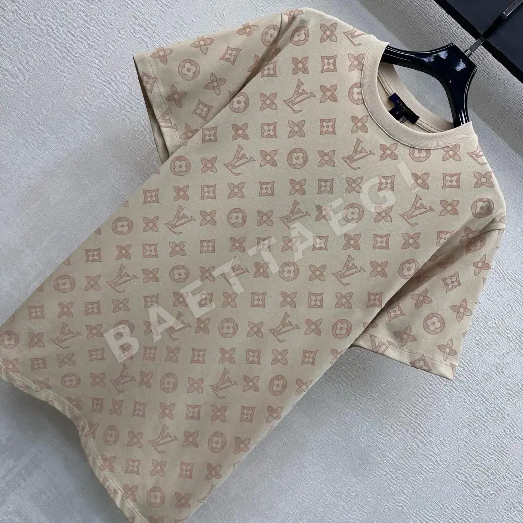 루이비통 프린트 크루넥 코튼 반팔 티셔츠 상세 이미지 2