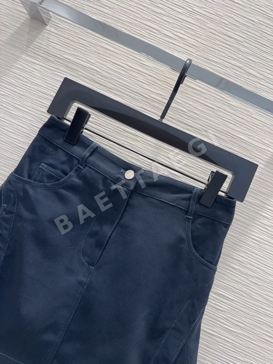 에르메스 입체 커팅 미디 스커트 상세 이미지 3