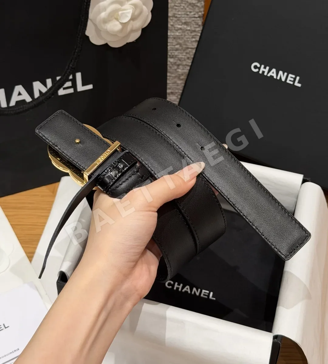 샤넬 가죽 크로코다일 무늬 더블 C 골드 벨트 상세 이미지 3