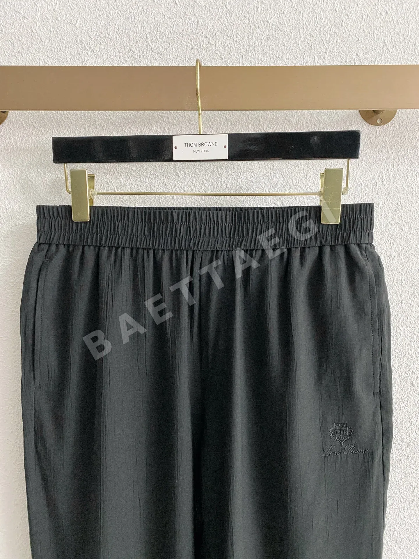 로로피아나 고밀도 텐셀 클라우드 소프트 린넨 남성 바지 상세 이미지 2
