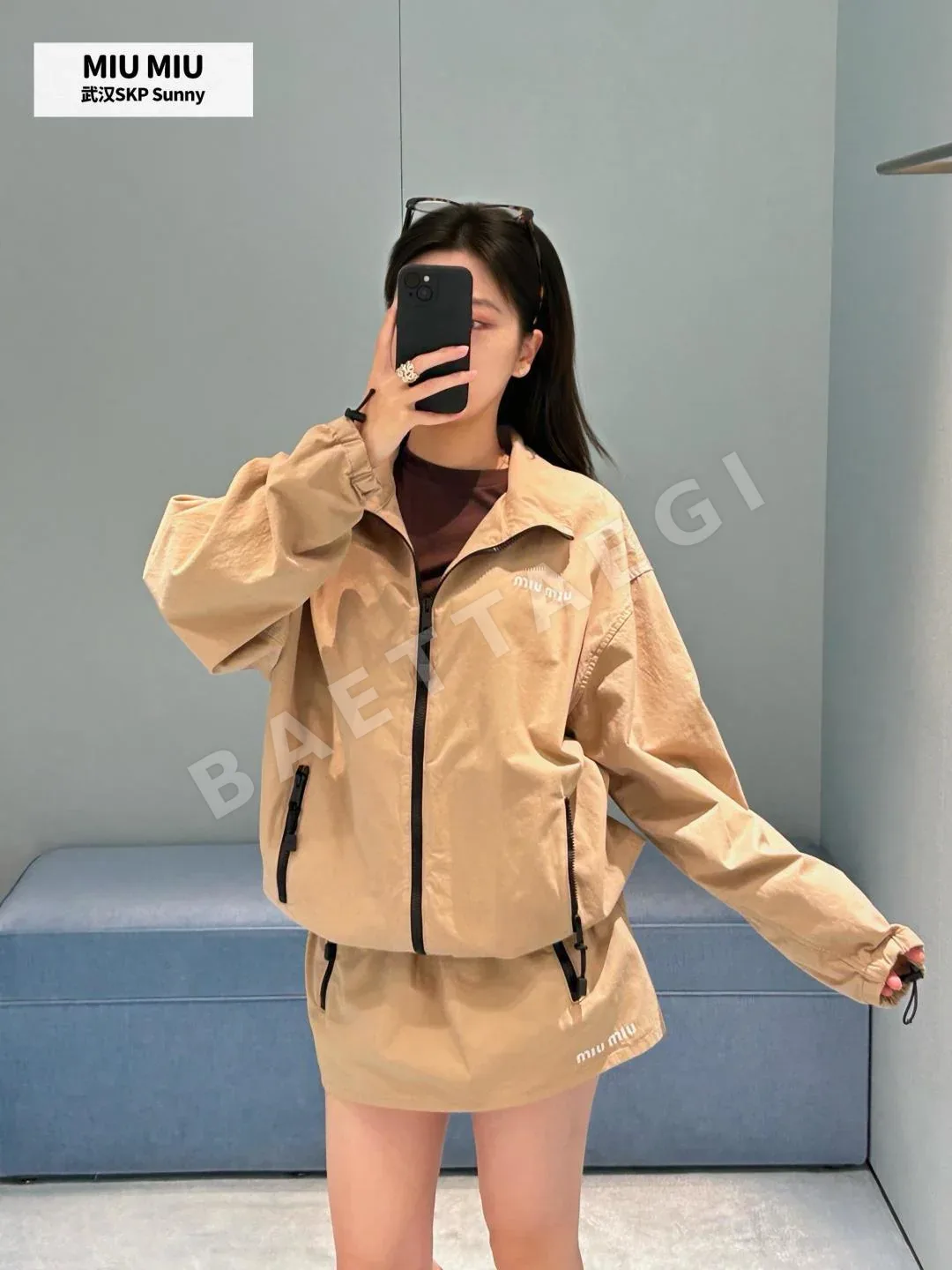 미우미우 카키 스탠드 카라 캐주얼 트랙수트 세트 상세 이미지 8