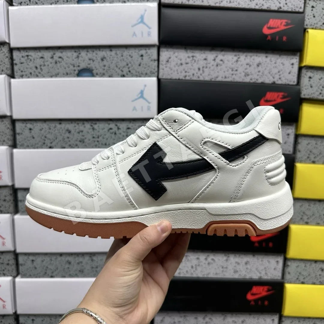 오프화이트 [KZ] 아웃 오브 오피스 OOO 로우 탑스 화이트 블랙 202492 Off White Out Of Office OOO Low 상세 이미지 4