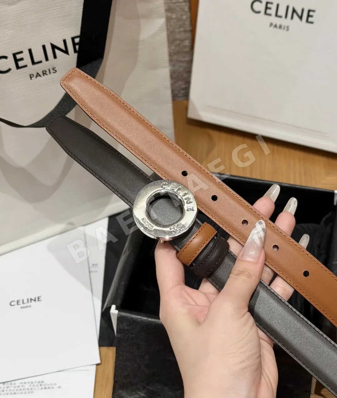 셀린느 디스크 골드 버클 25mm 양면 가죽 벨트 상세 이미지 8