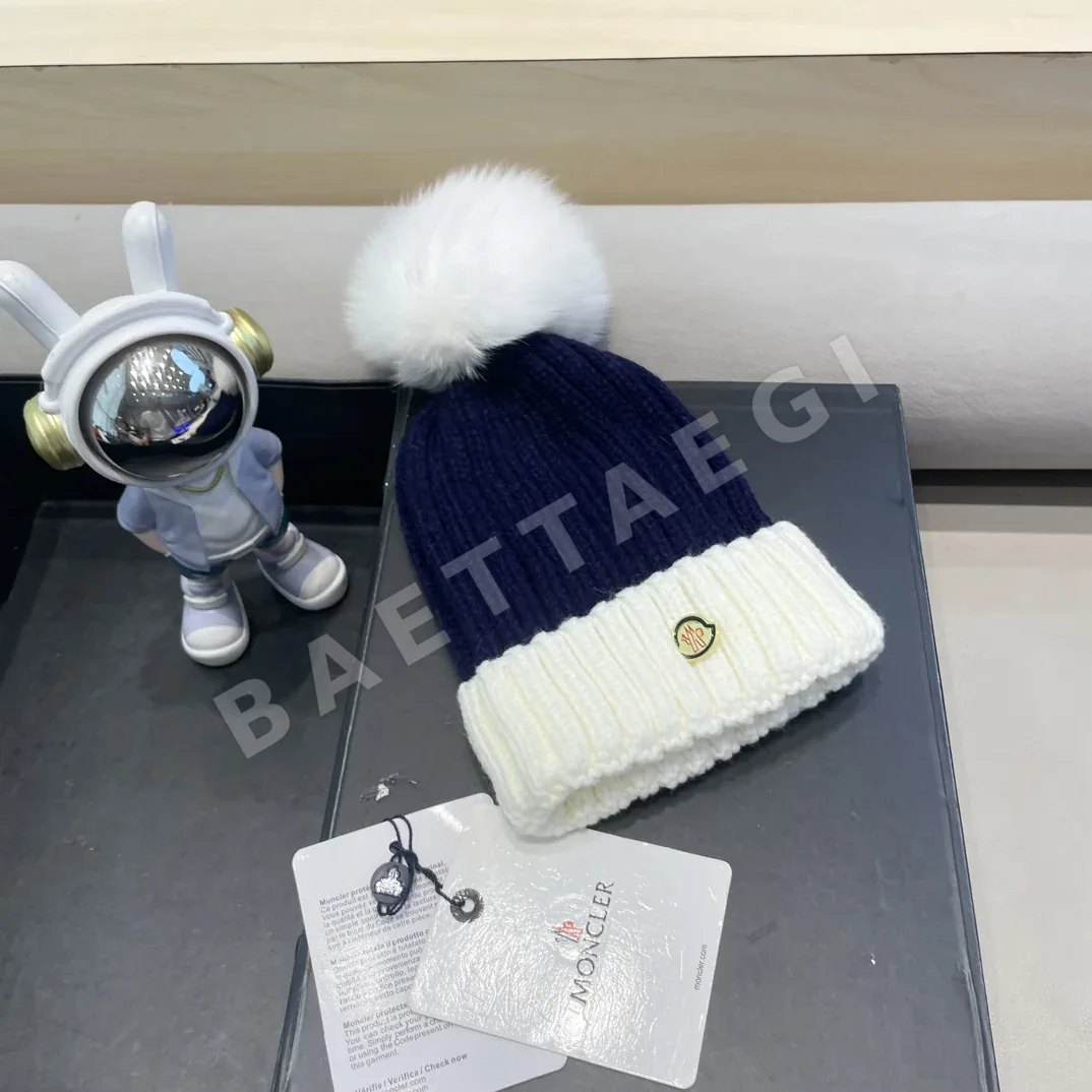 몽클레르 폭스 폼폼 울 니트 모자 상세 이미지 3