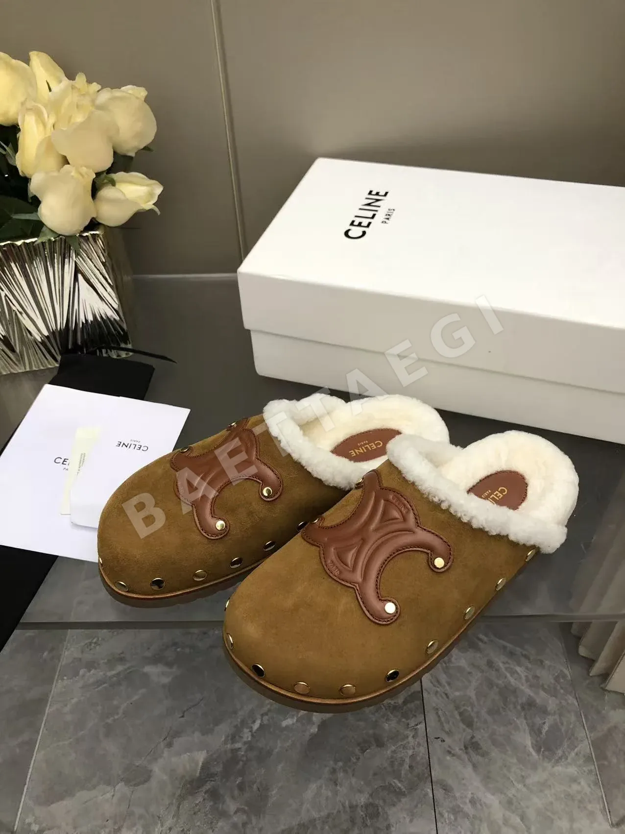 셀린느 브라운 스웨이드 비르켄슈토크 신발 상세 이미지 8