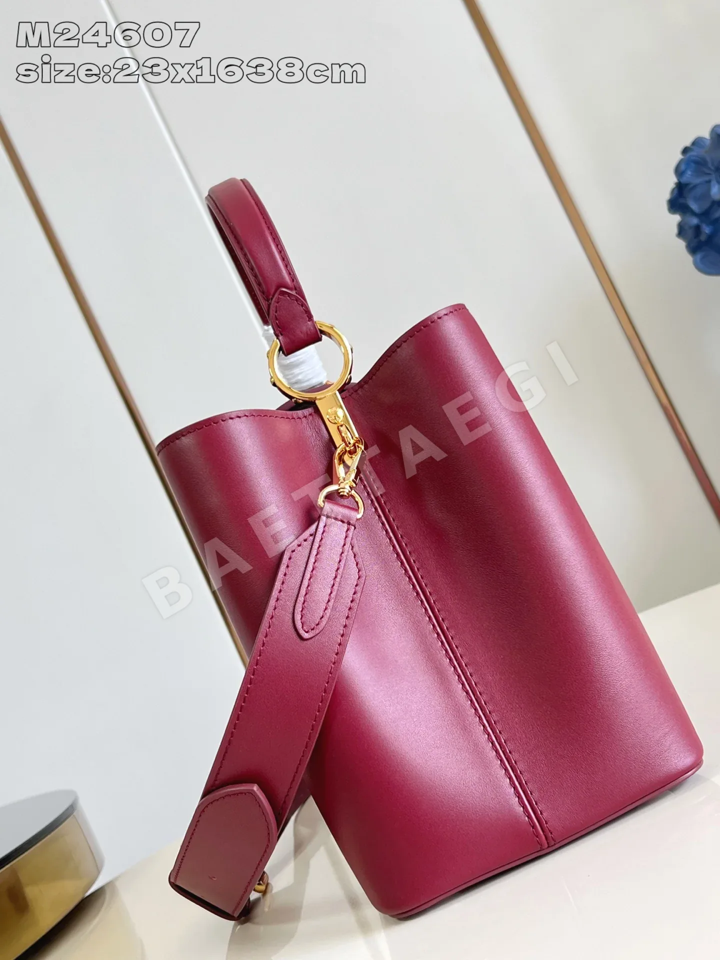 루이비통 카푸신 수플 라지 핸드백 M24607 상세 이미지 3