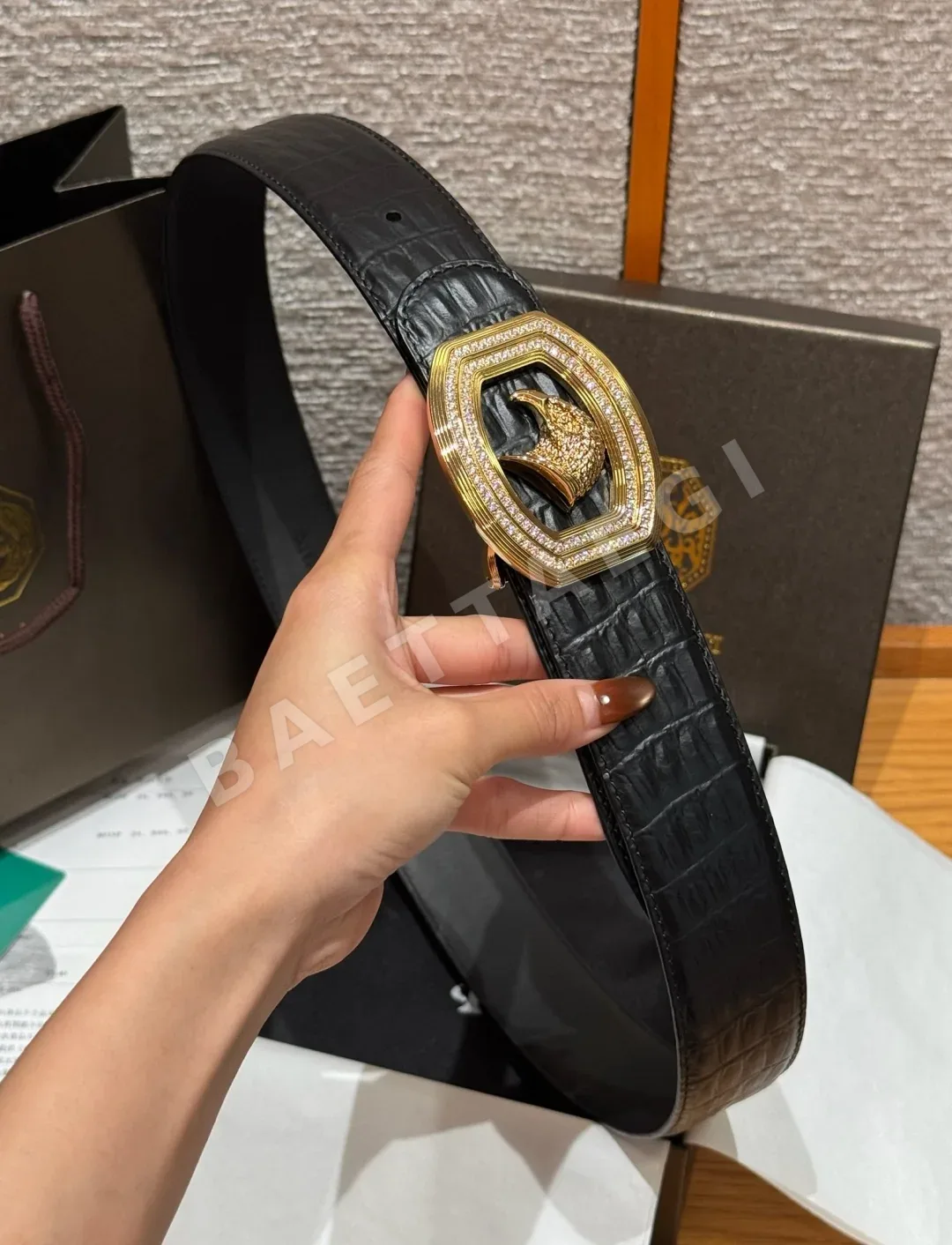 스테파노리치 매트 블랙 크로커다일 소가죽 독수리 머리 버클 벨트 상세 이미지 3