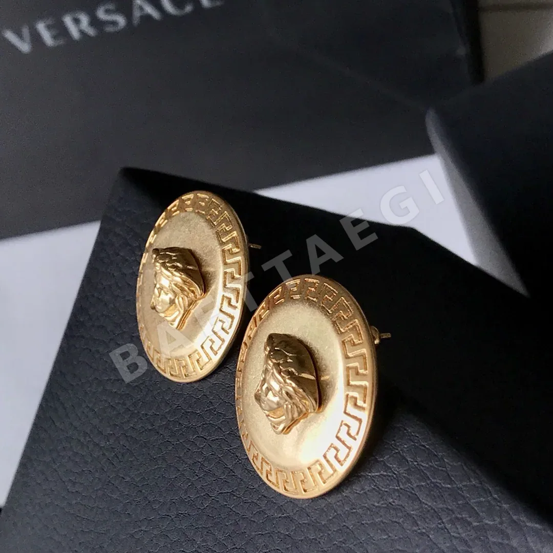 베르사체 귀걸이 63364 Versace Earrings 상세 이미지 7