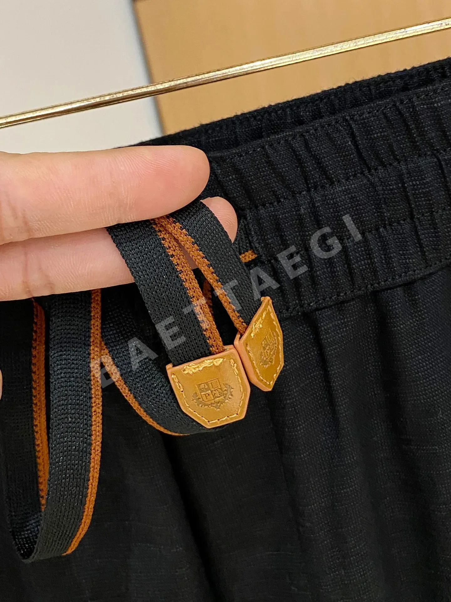 로로피아나 린넨 혼방 남성 바지 상세 이미지 5
