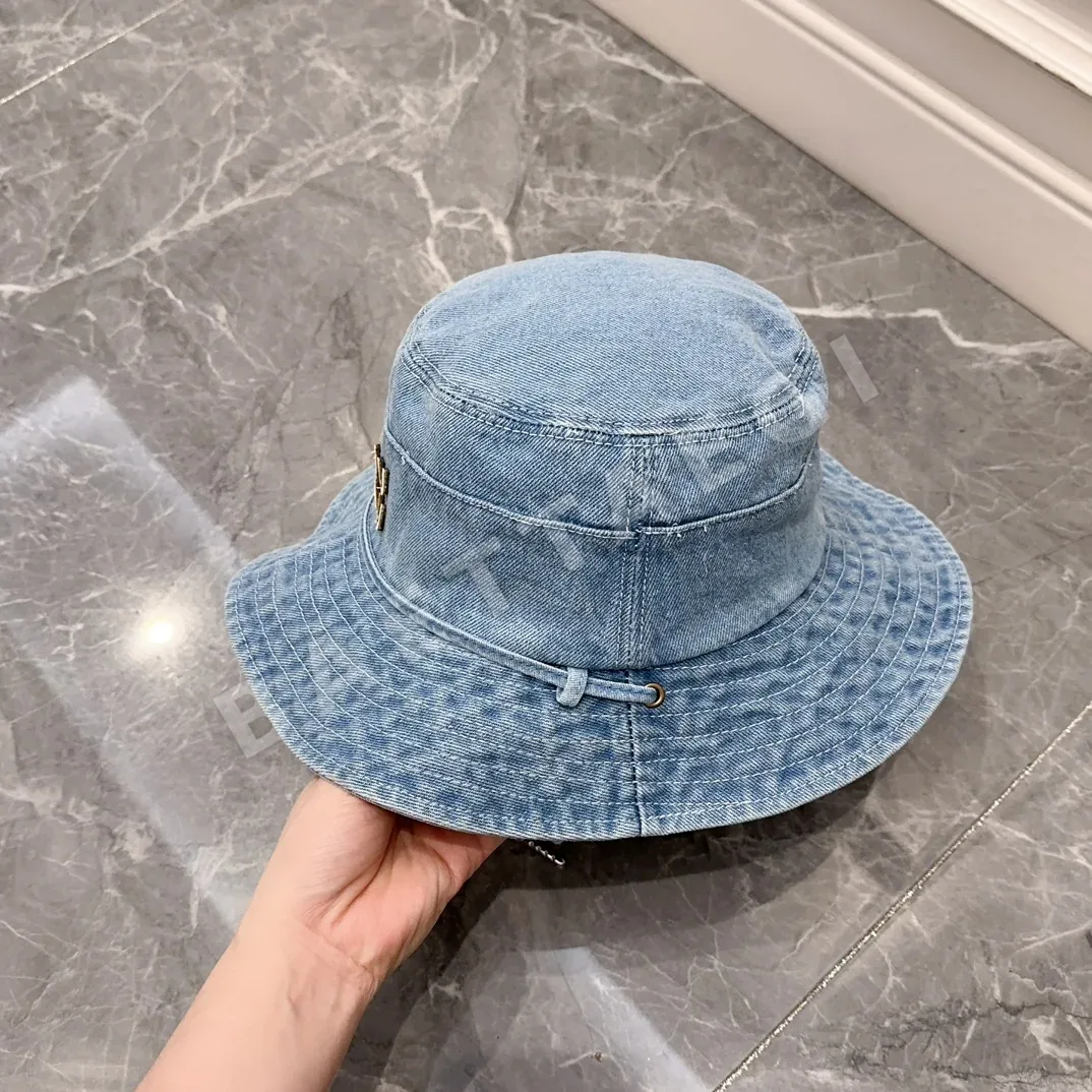 미우미우 모자 81067 Miu Miu Cap 상세 이미지 3
