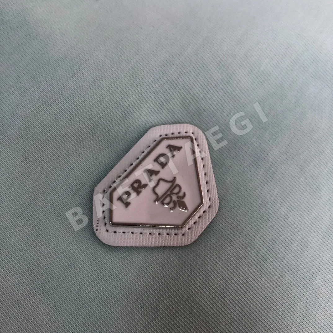 프라다 워시드 가공 빈티지 여성 반팔 티셔츠 상세 이미지 5