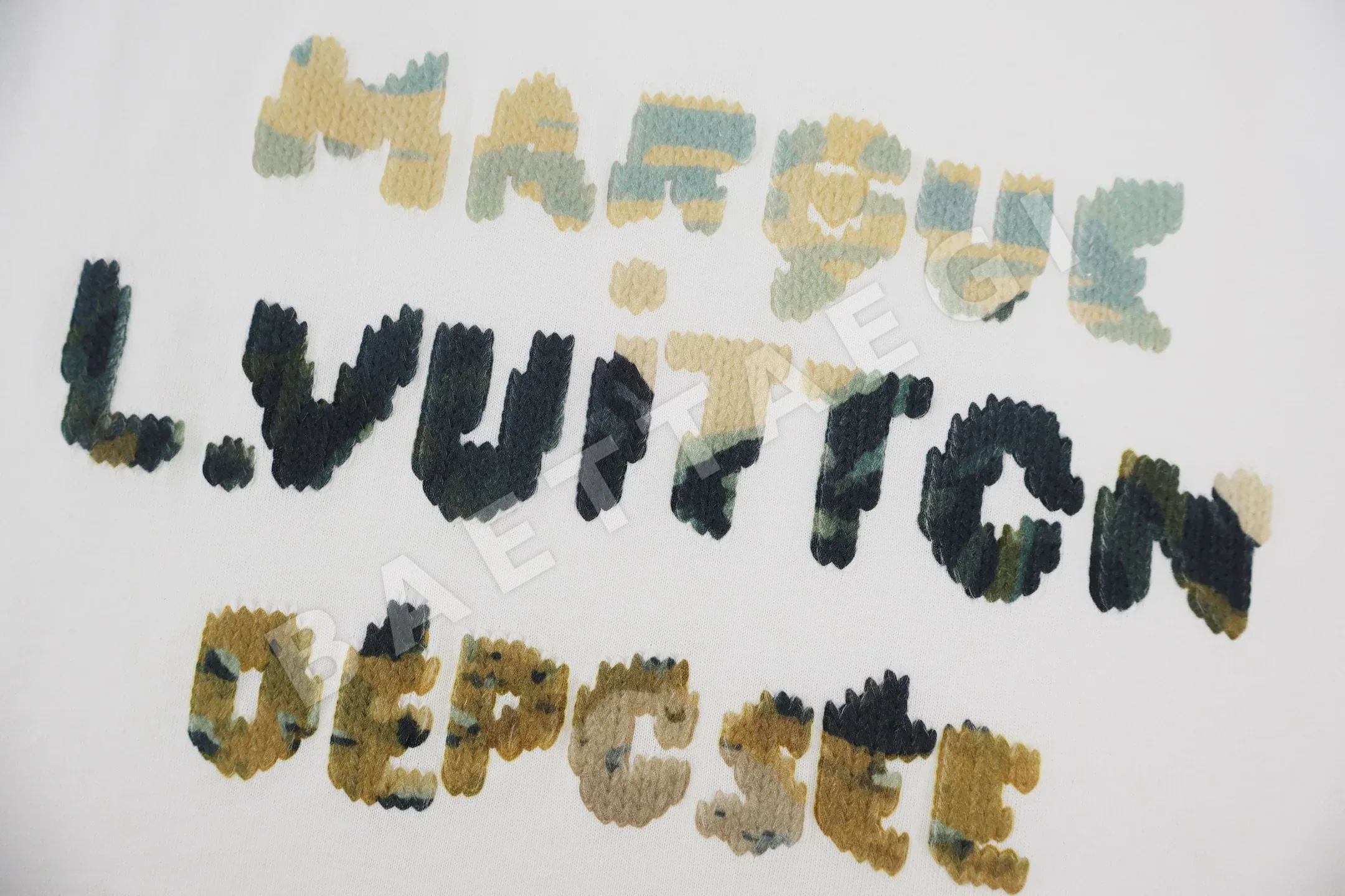 루이비통 3D 컬러 자수 반팔 티셔츠 상세 이미지 6