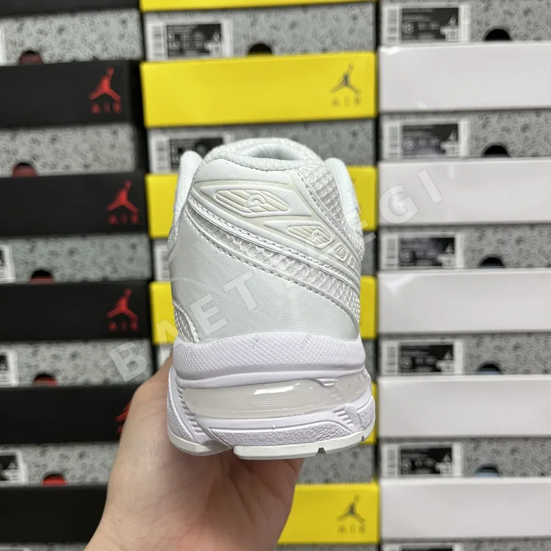 아식스 [KO] 젤 1130 1201A256-104 200274 Asics Gel 1130 상세 이미지 3