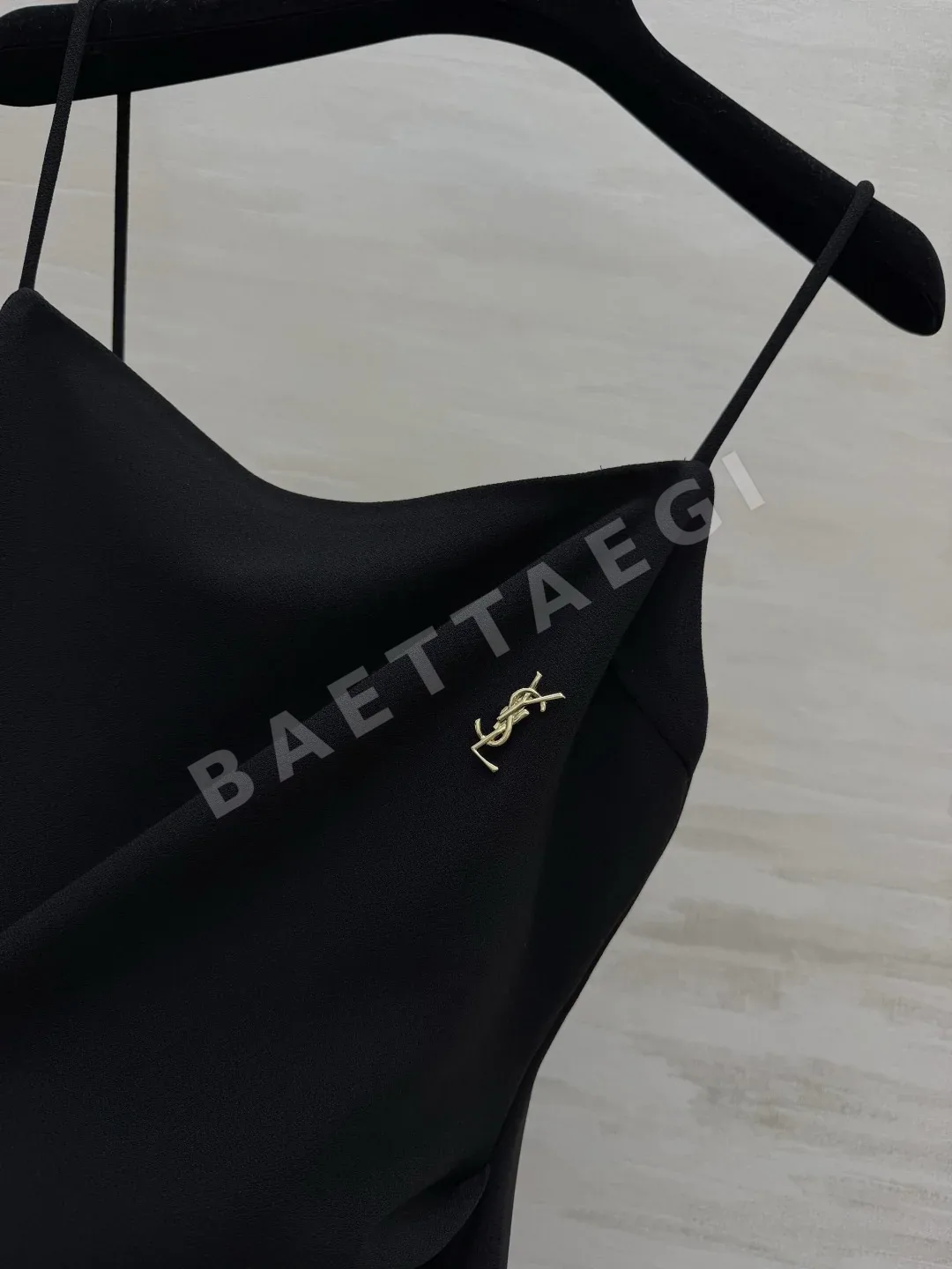 생로랑 스퀘어넥 스파게티 스트랩 여성 원피스 상세 이미지 7