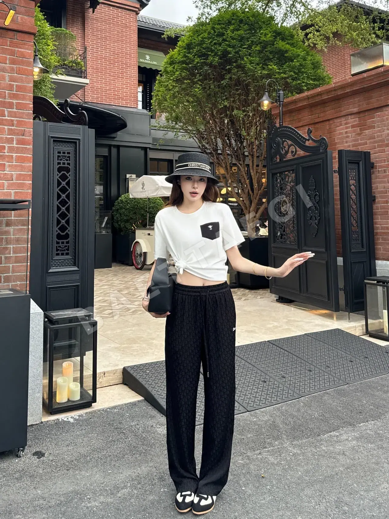 디올 여성 반팔 티셔츠 114673