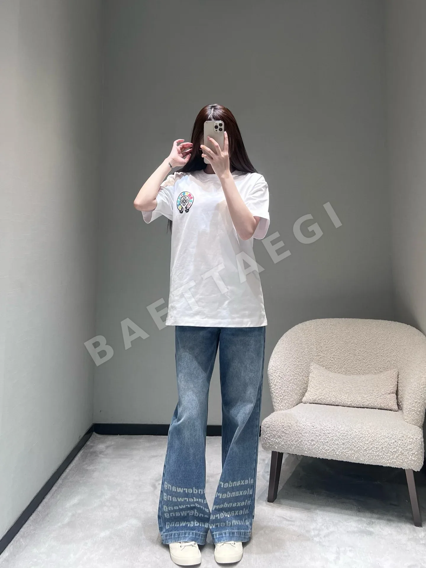 크롬하츠 여성 자수 프린트 오버핏 반팔 티셔츠 상세 이미지 6