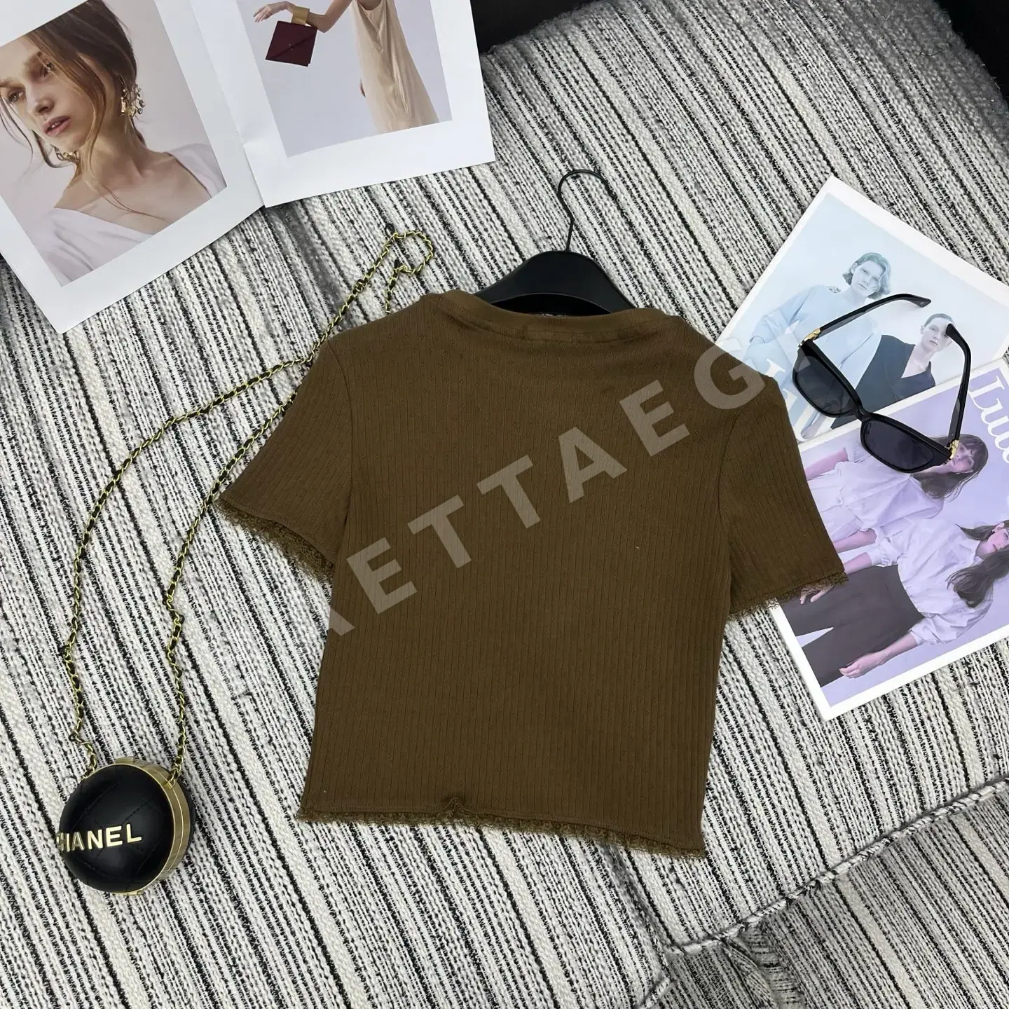 미우미우 레이스 트림 반팔 크루넥 티셔츠 상세 이미지 7