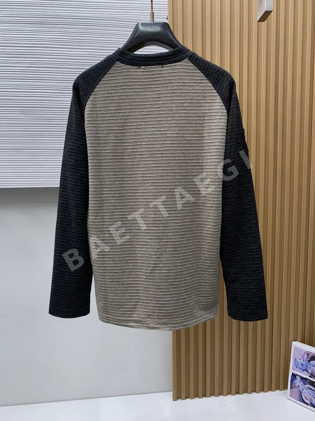 크롬하츠 남성 크루넥 긴팔 티셔츠 상세 이미지 10