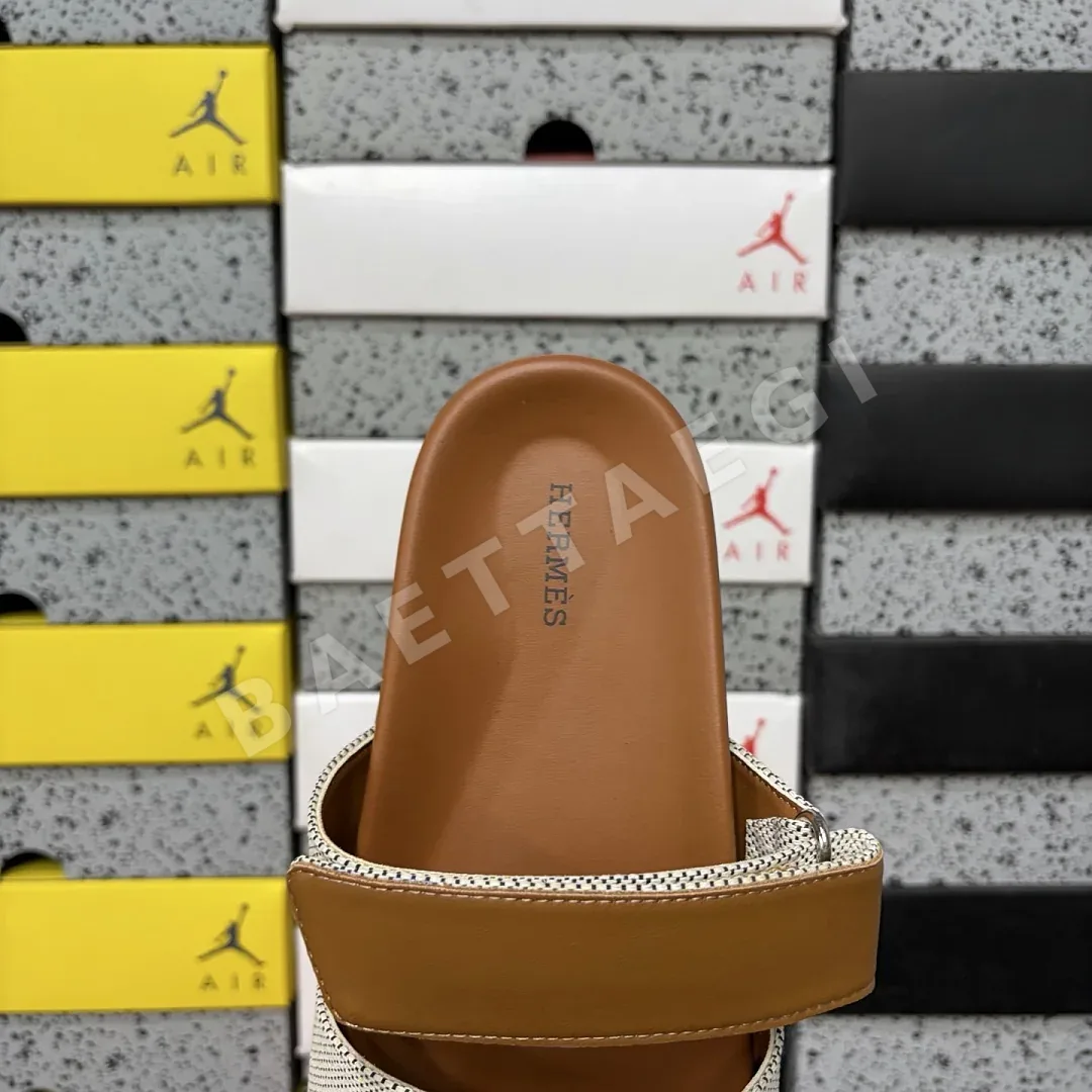 에르메스 [YX] 그레이 205754 Hermes Chypre Sandal / 상세 이미지 9