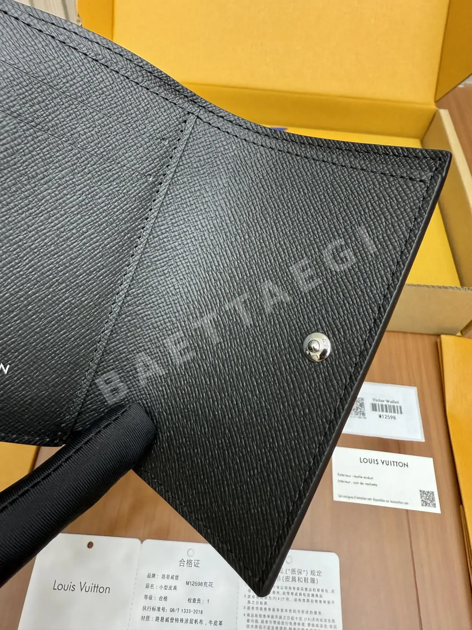 루이비통 올스틸 지갑 상세 이미지 9