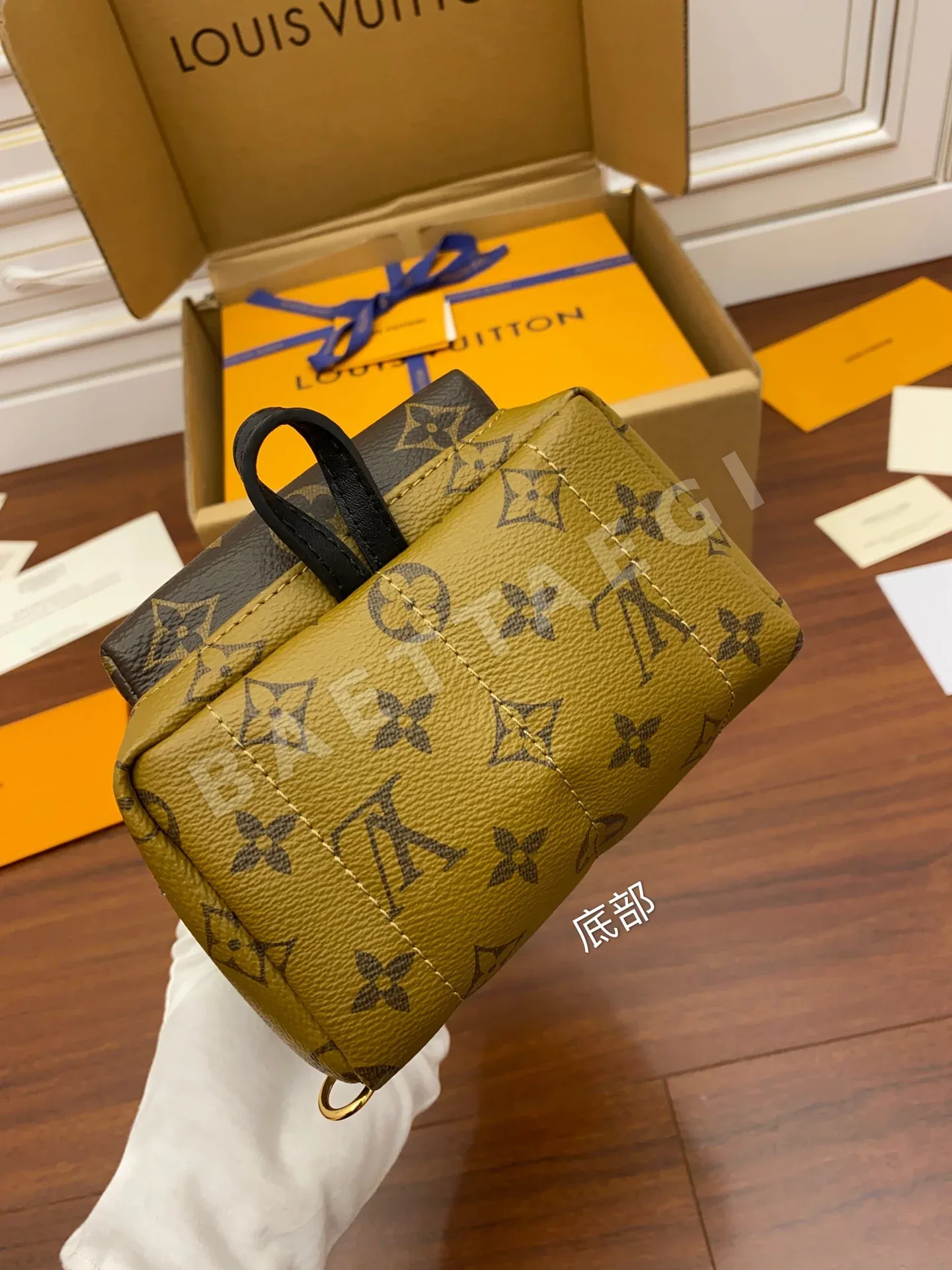 루이비통 M44872 가방 상세 이미지 5