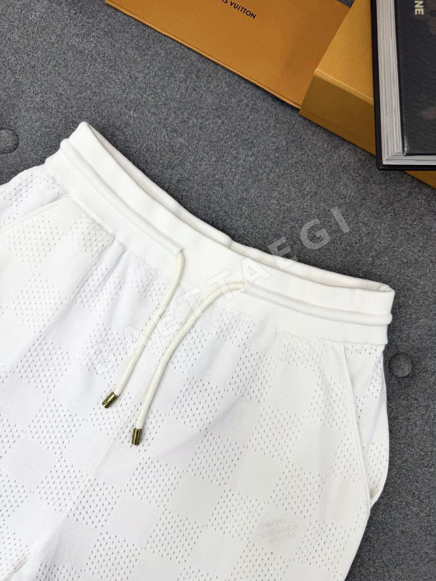 루이비통 메시 체커보드 남성 반바지 상세 이미지 7