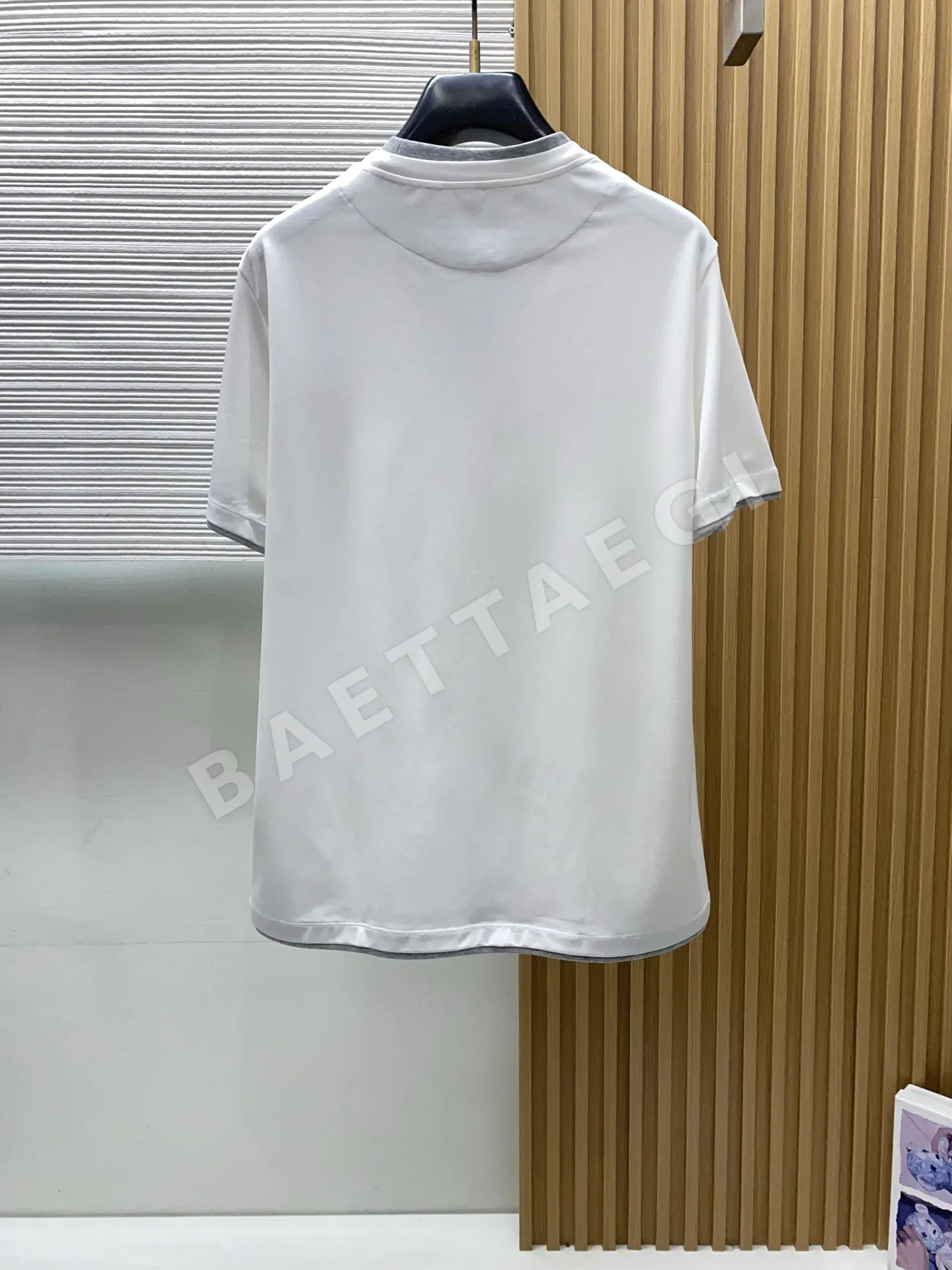 브루넬로쿠치넬리 100수 머서라이즈드 코튼 남성 반팔 티셔츠 상세 이미지 9