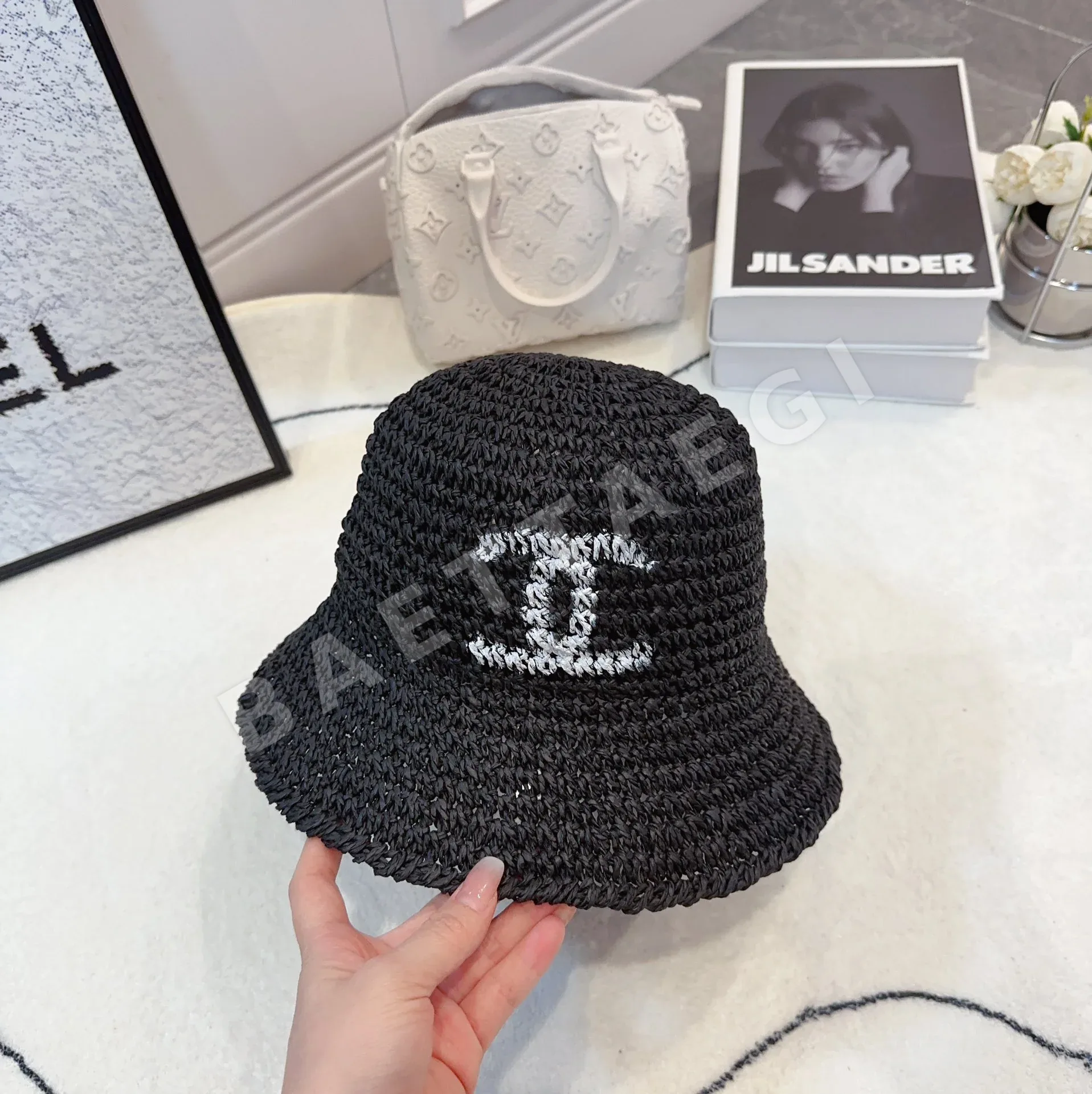 샤넬 손뜨개 버킷햇 모자 상세 이미지 6