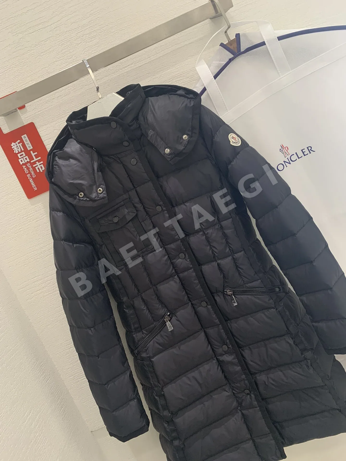 몽클레르 에르민 롱 패딩 여성용 상세 이미지 4