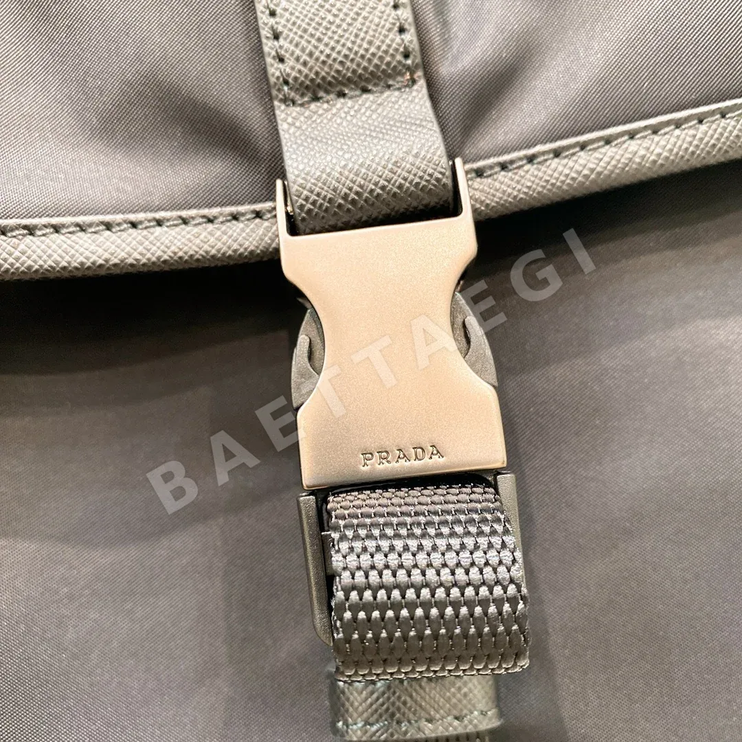 프라다 파라슈트 원단 백팩 2VZ079 상세 이미지 7