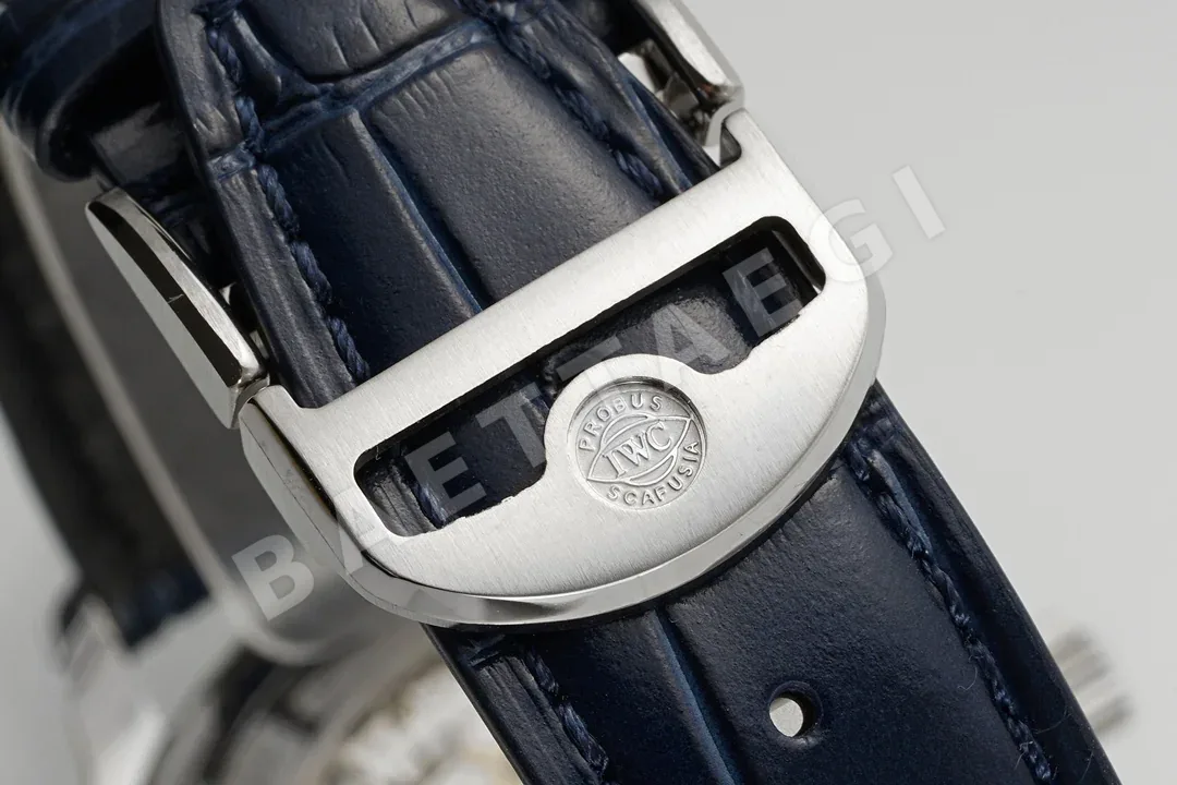 IWC 포르투기저 크로노그래프 시계 상세 이미지 9