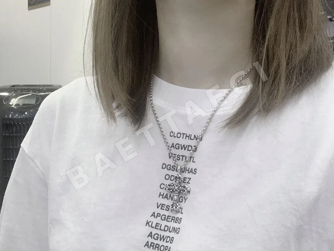 크롬하츠 불타는 십자가 목걸이 상세 이미지 3