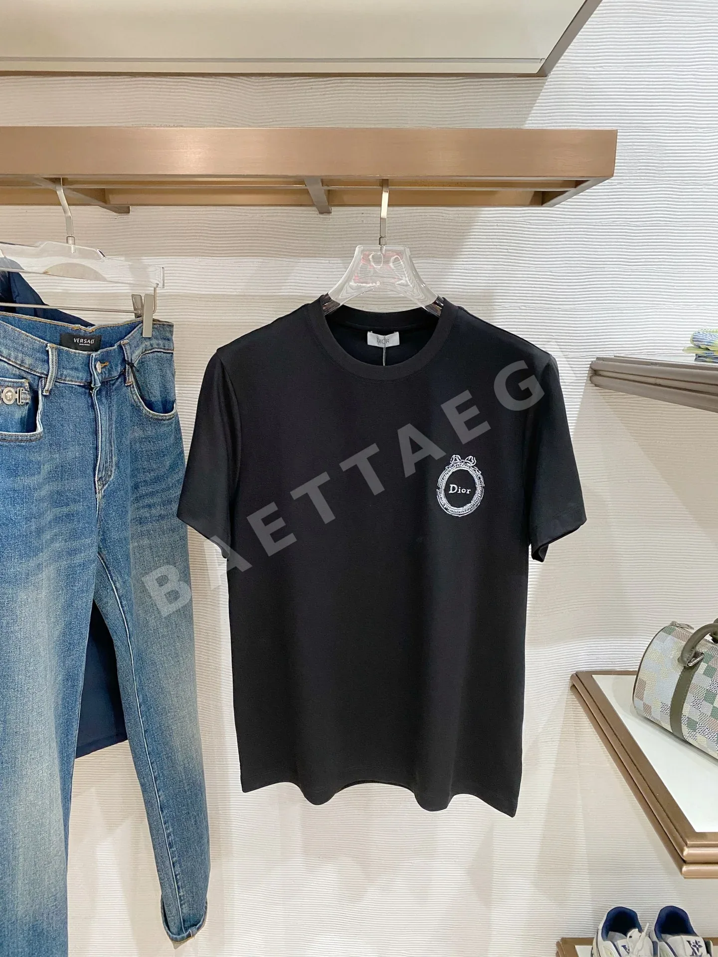 디올 남성 크루넥 반팔 티셔츠 127379