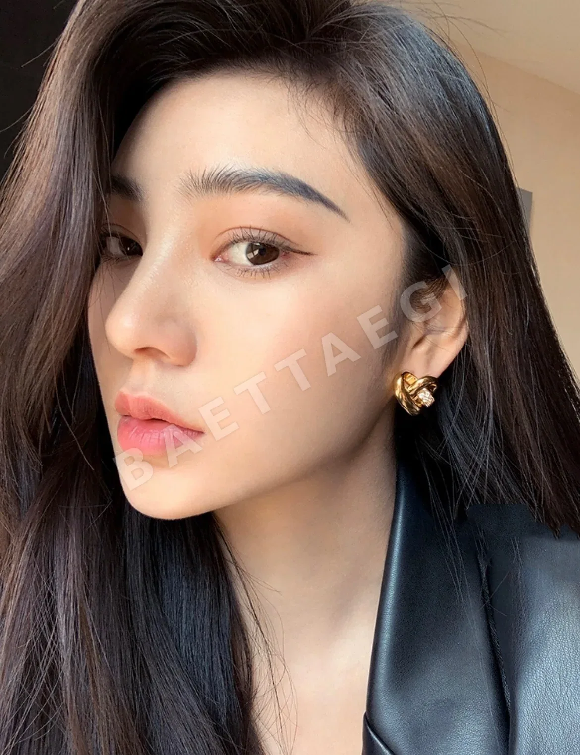 셀린느 메탈 하트 스와로브스키 크리스탈 귀걸이 상세 이미지 2