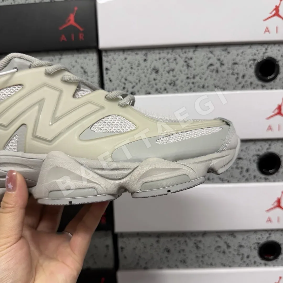 뉴발란스 [C] 9060 U9060IAB 202238 New Balance 9060 상세 이미지 4