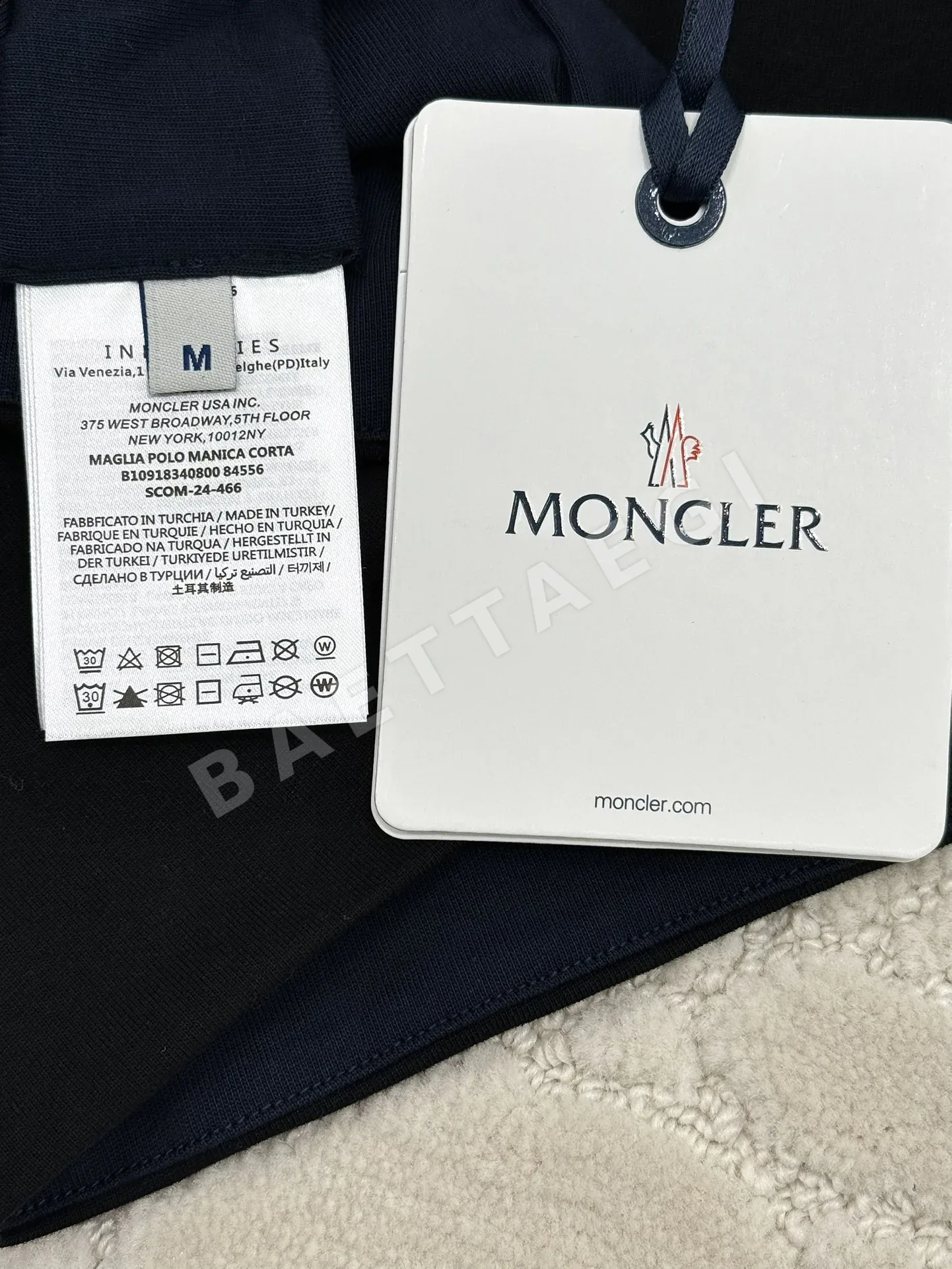 몽클레르 남성 패치워크 반팔 티셔츠 상세 이미지 9