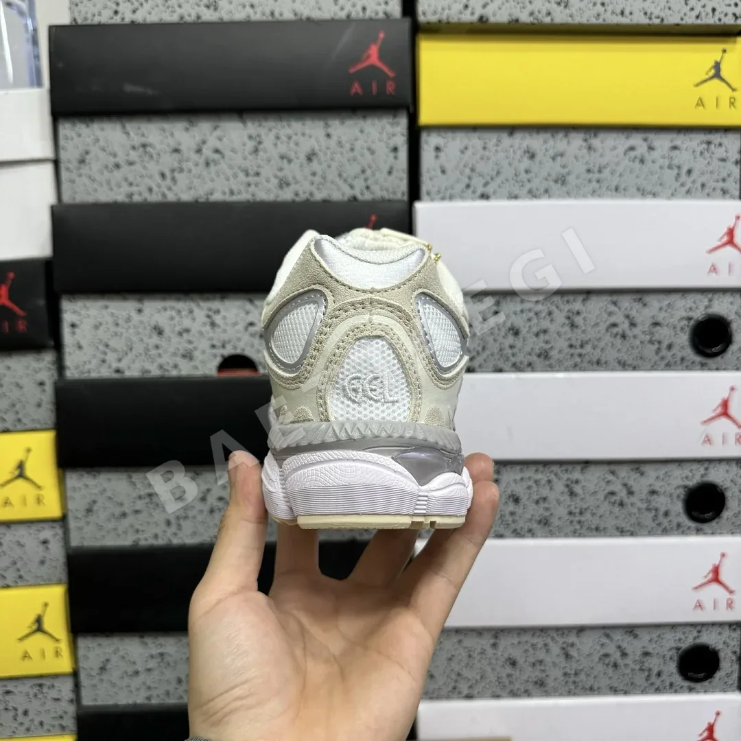 아식스 [WZ] 젤 NYC 1201A789-105 200388 Asics Gel-NYC White Oyster Grey 상세 이미지 6