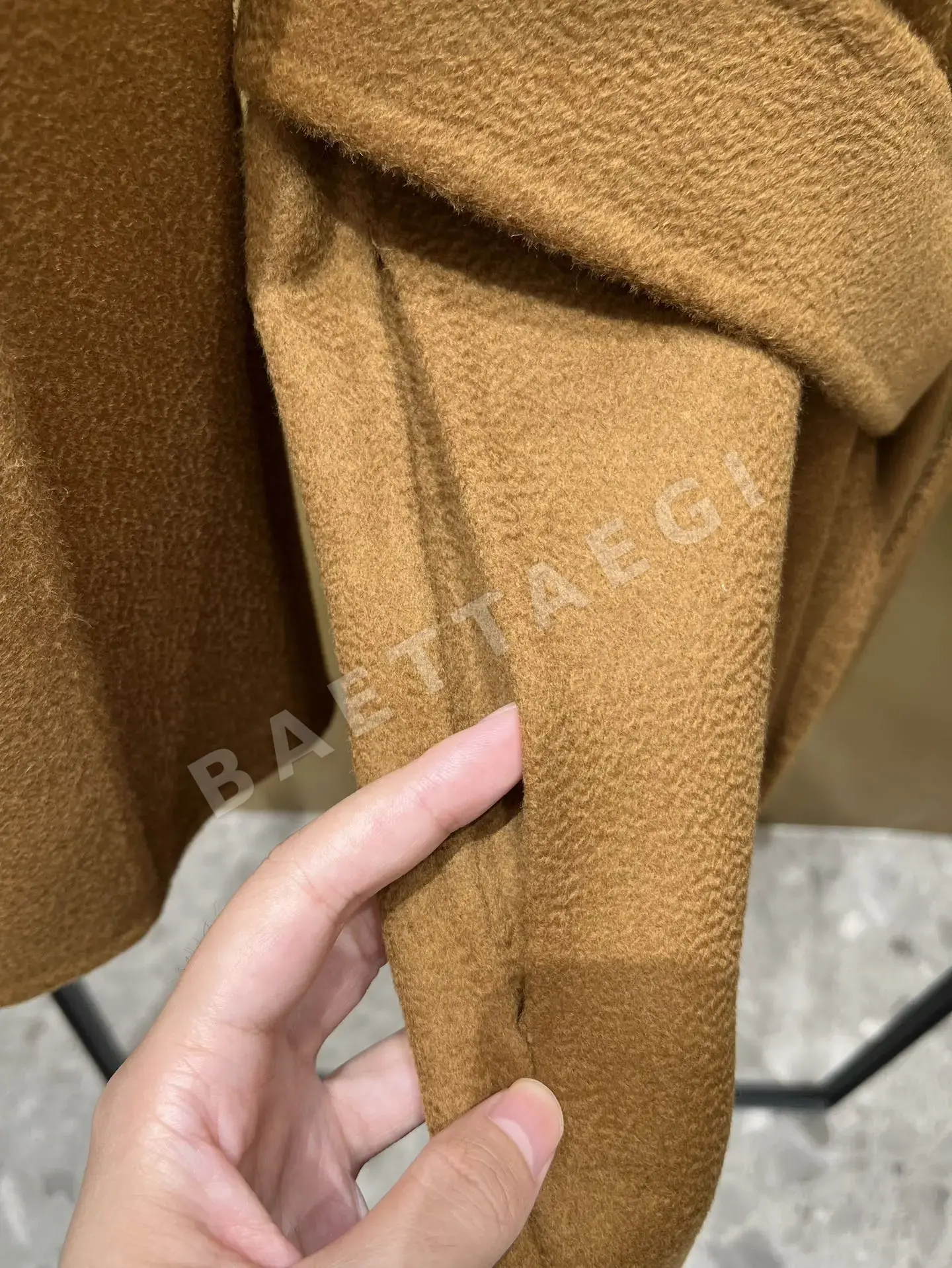 막스마라 나바라 워터리플 순캐시미어 후드 로브 코트 상세 이미지 5