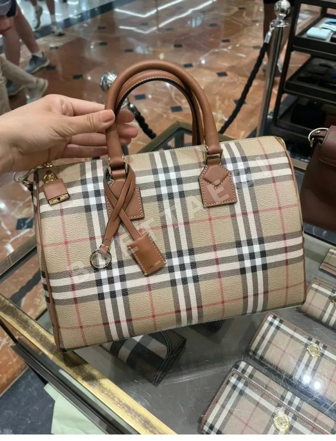 버버리 가방 40309