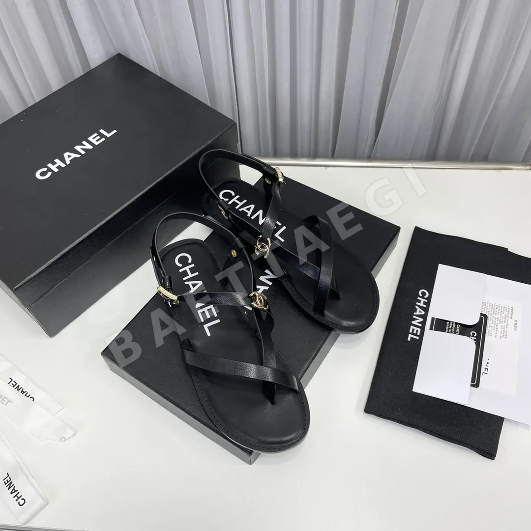 샤넬 진주 금속 버클 여성용 샌들 98888