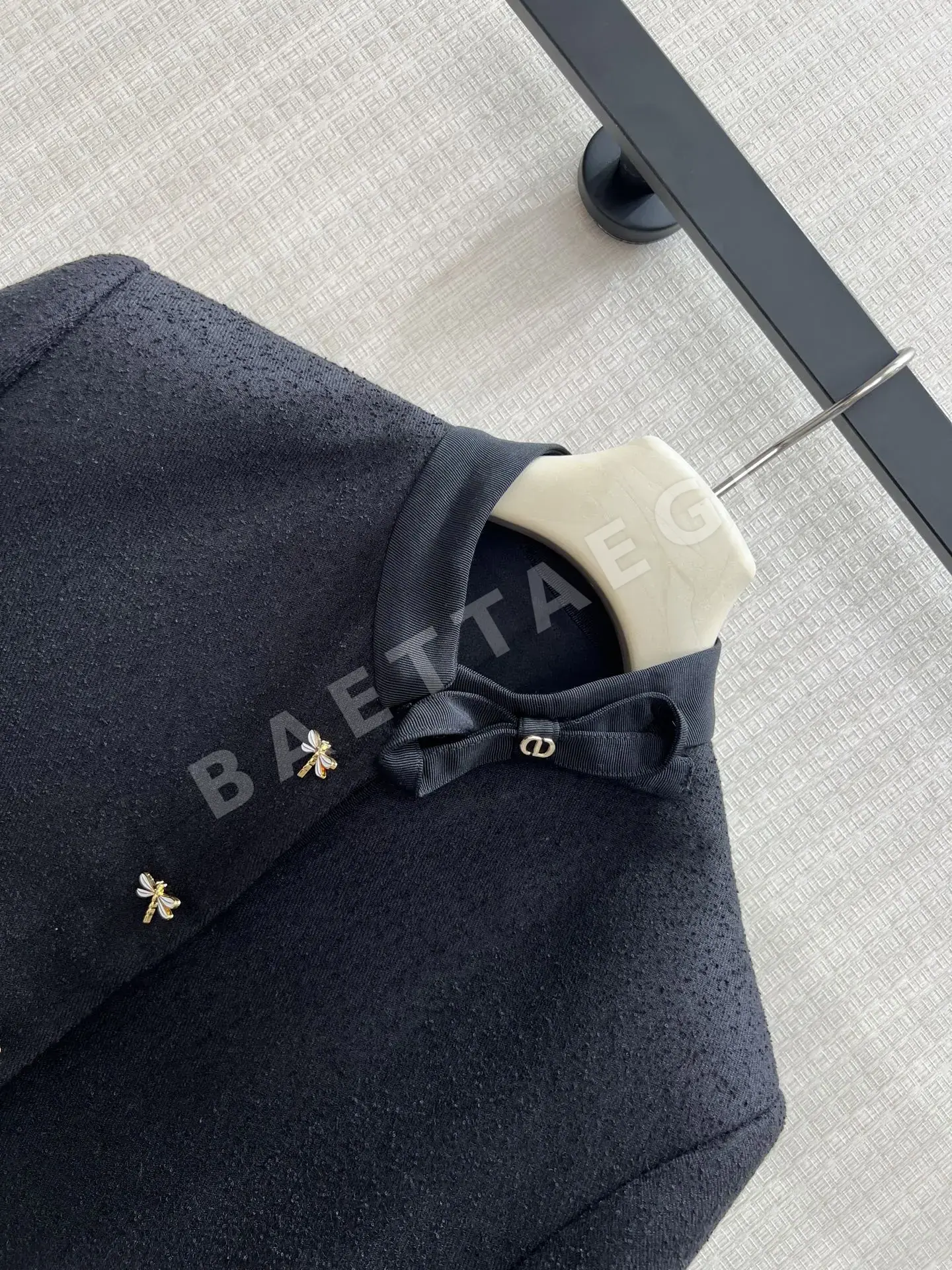 디올 하운드투스 체크 크롭트 자켓 상세 이미지 4